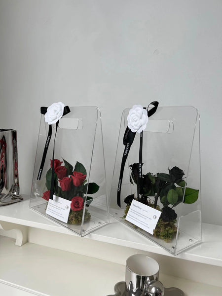 Gardener’s Purse - everlasting roses
