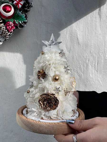 Light Up Christmas Tree - everlasting flower