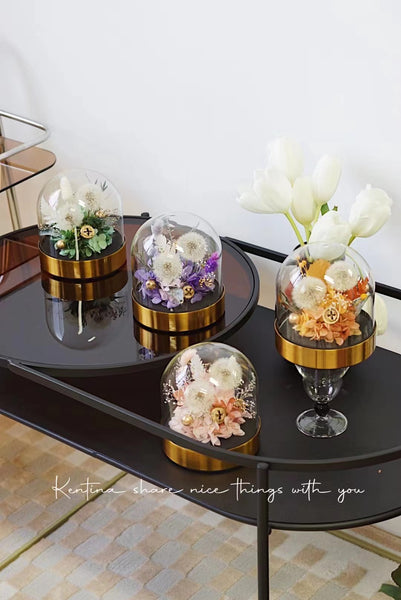 Snow Globe - everlasting flower